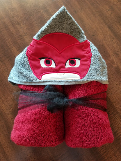 Bedtime Owl Hero Hooded Towel