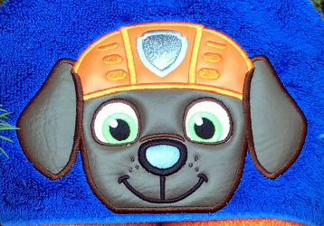 Patrol Friends - Dive Dog Hero Hooded Towel
