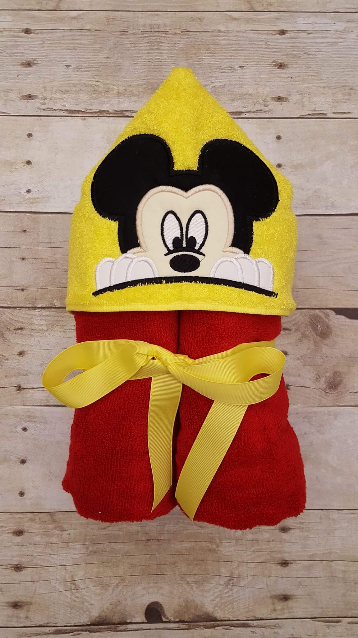 Clubhouse Friends - Mouse Ears Hooded Towel