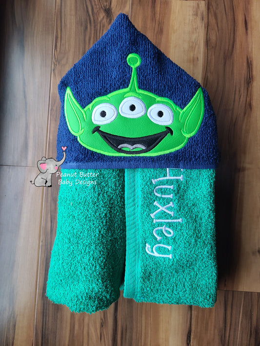 Toy Friends -- Toy Alien Hooded Towel