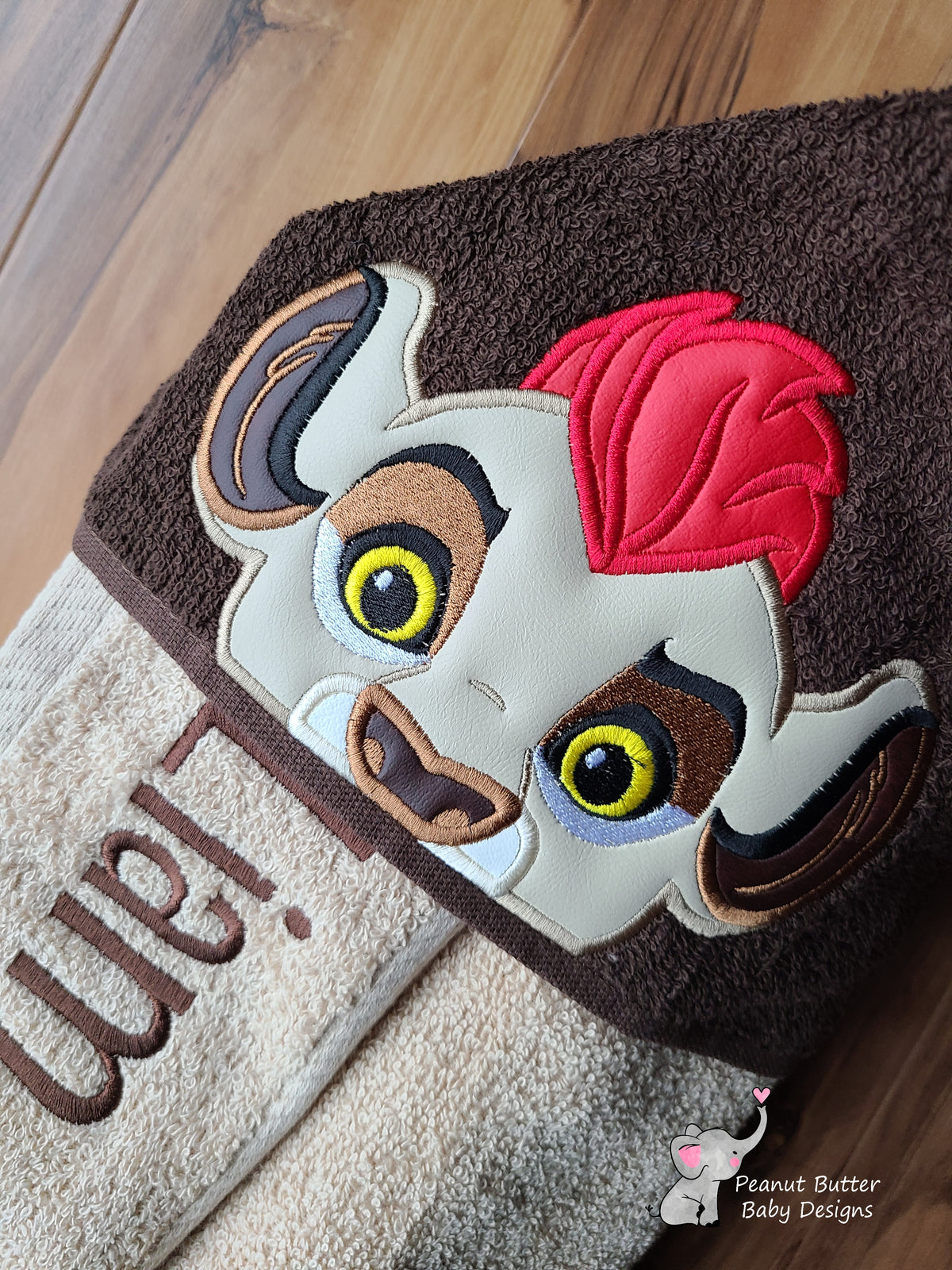 Pride Family - Lion Hooded Towel