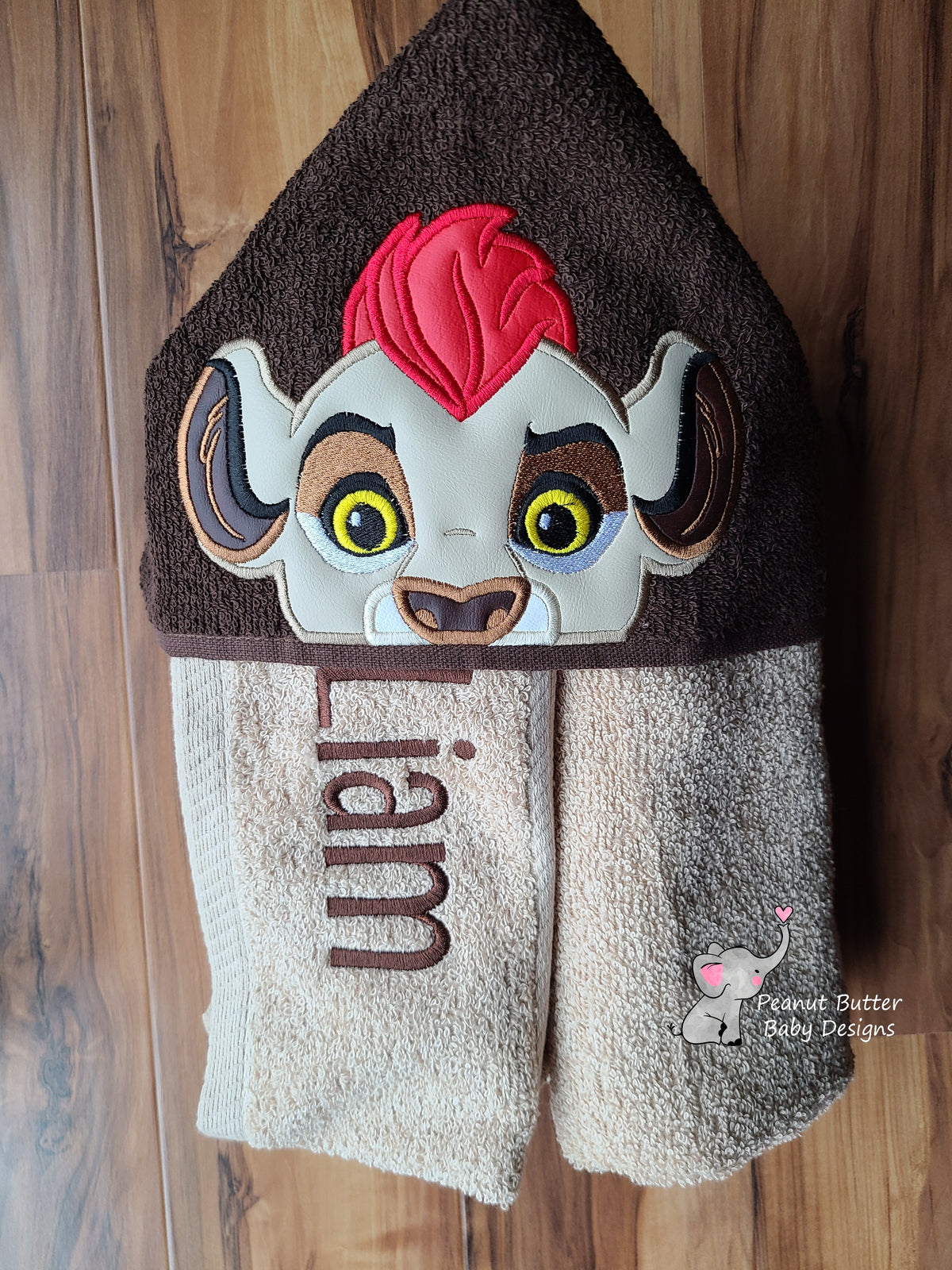 Pride Family - Lion Hooded Towel