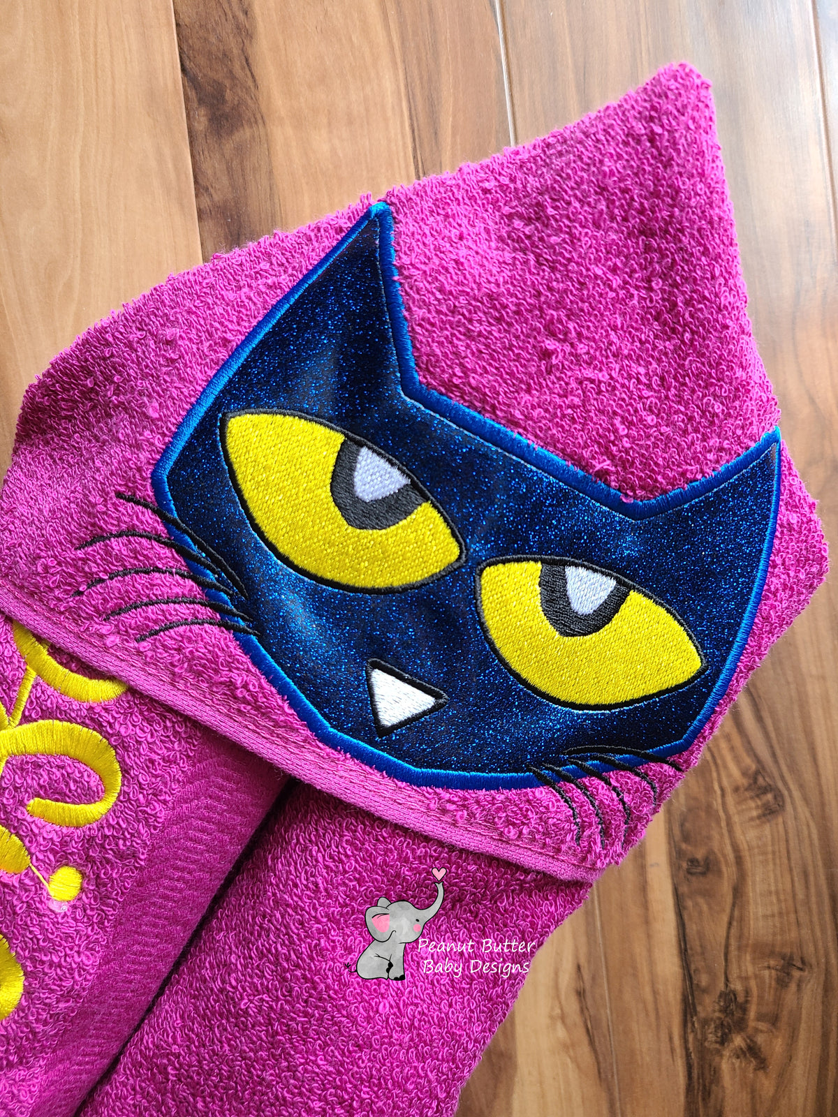 Peter Cat Hooded Towel