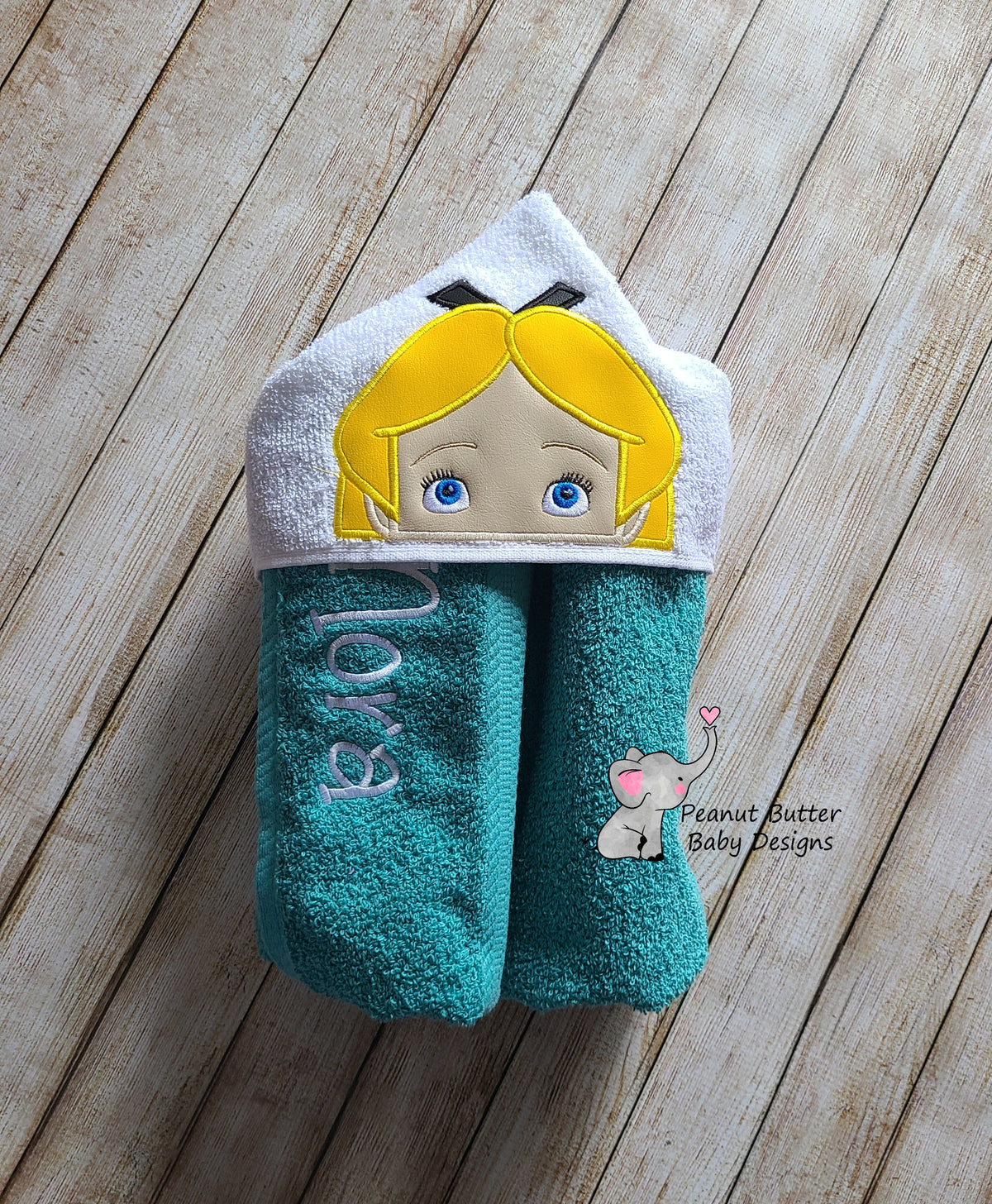 Allison Hooded Towel