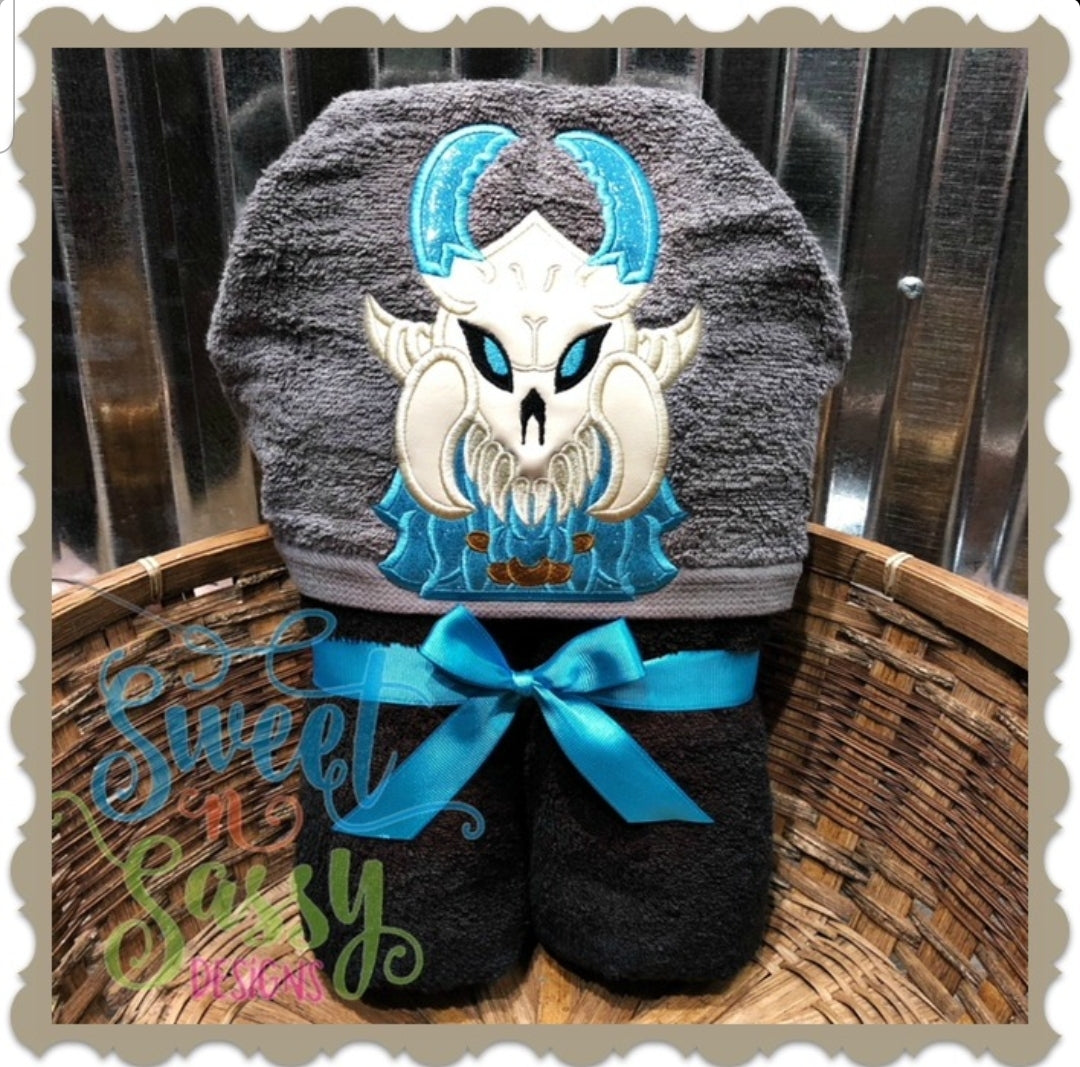 Fortnite Friends- Skull Hooded Towel