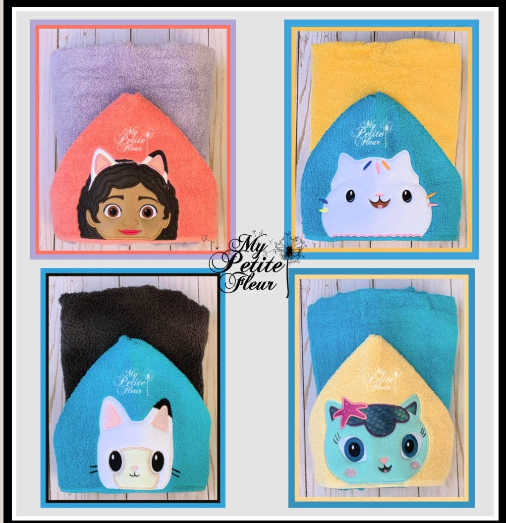 Gabby's Dollhouse Hooded Towel