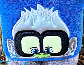 Troll Friends - Tiny Troll Hooded Towel