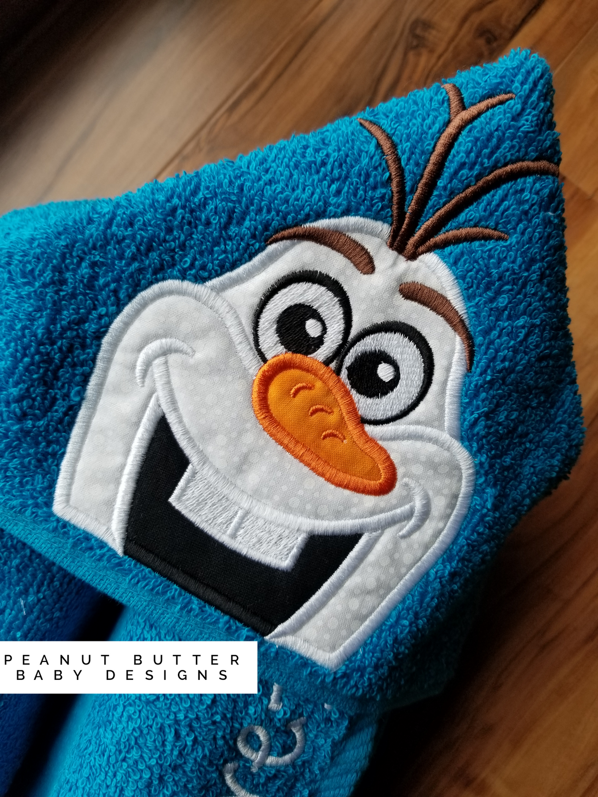 Ice Friendly Snowman Hooded Towel