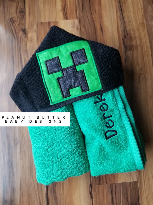 Green Creep Hooded Towel