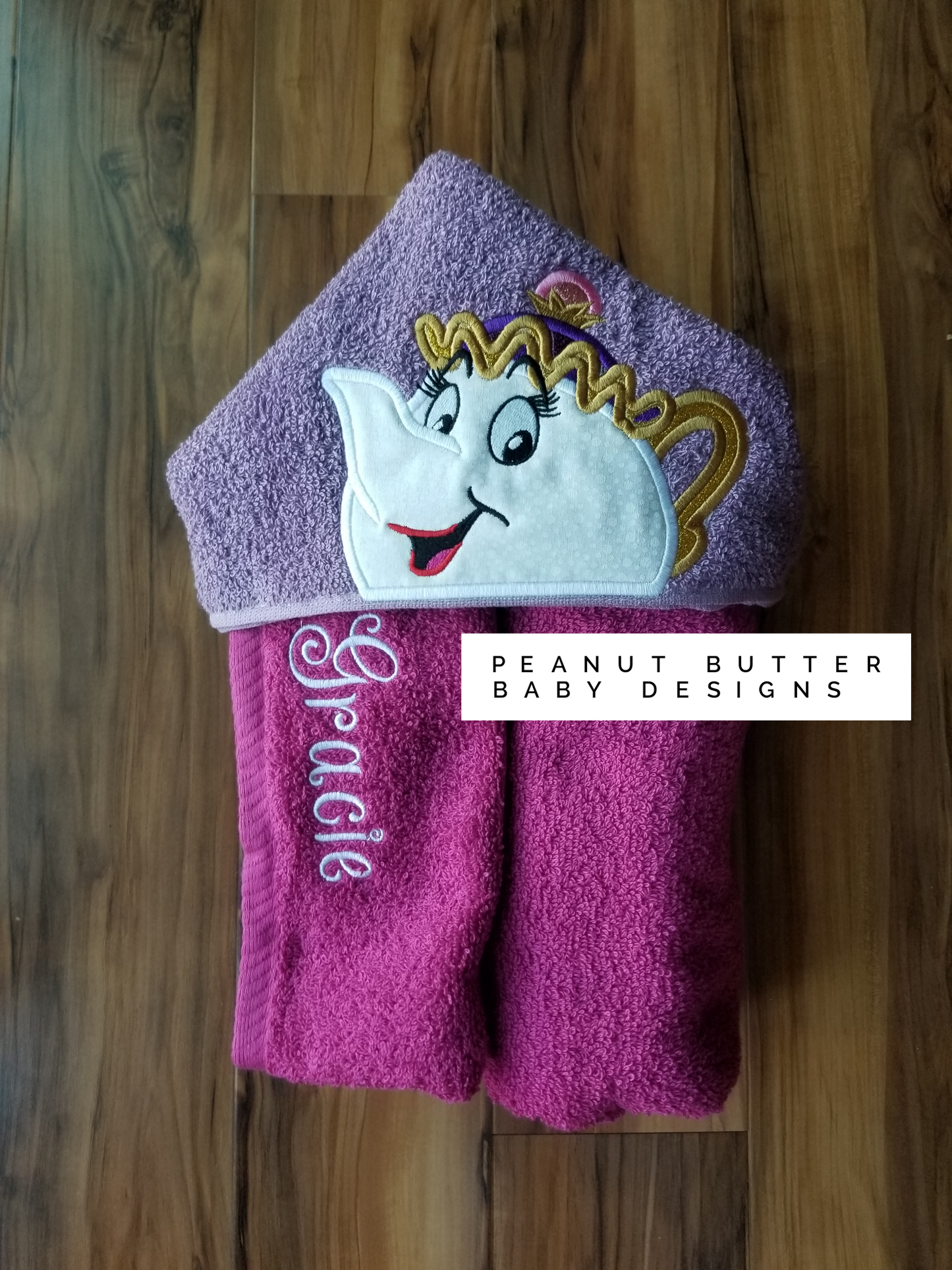Castle Friends - Teapot Hooded Towel