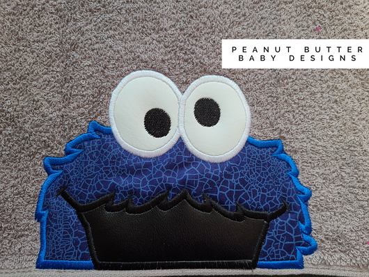 Street Friends-Dessert Monster Hooded Towel